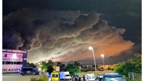 Warning issued to Irish tourists as toxic cloud forces 160,000 people to stay indoors in Spain