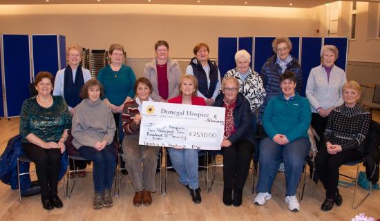 Donegal Presbyterian Women present &euro;2570 cheque to Donegal Hospice