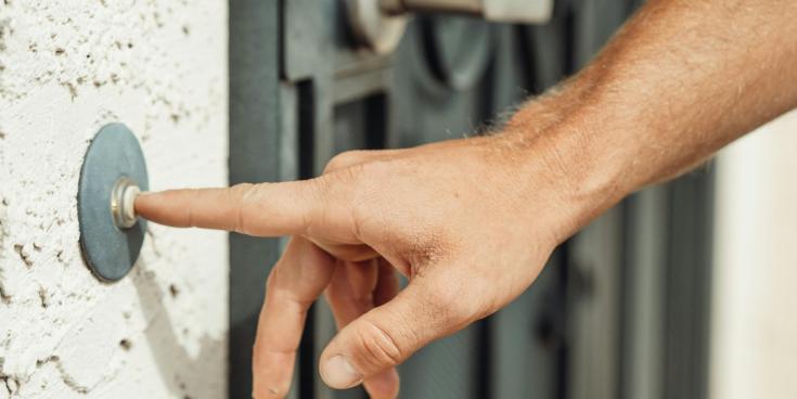 Public urged to be wary of 'tarmac scam' conmen targeting the elderly in Donegal