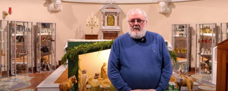 Father Eamonn Kelly invites people to cribs  exhibition in Raphoe