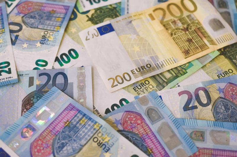 National: Make these six changes with your bills and you could save &euro;5,000