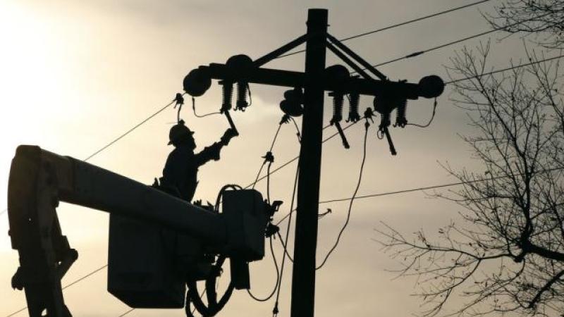 Red weather warning for Donegal with 'risk of widespread power outages' 