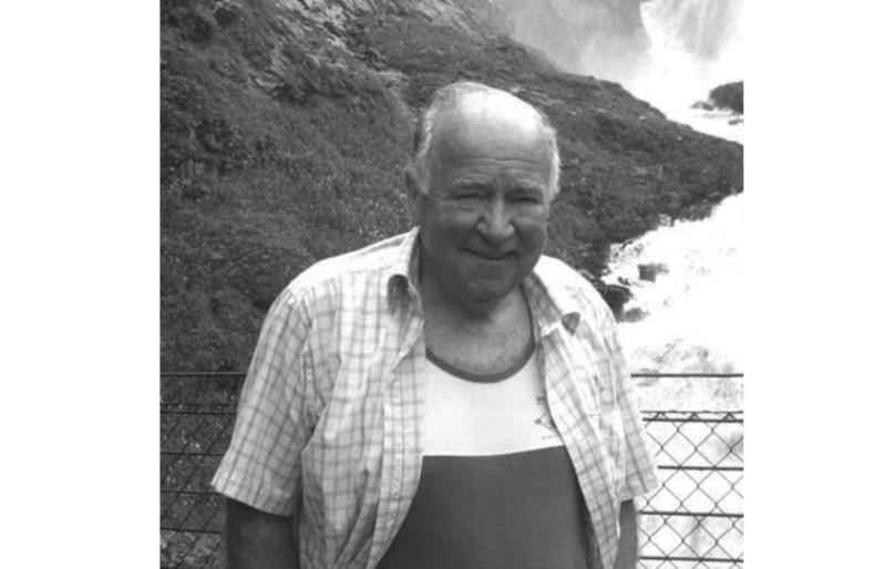 Tributes pour in for father of murder victim Rachel Callaly as he is laid to rest