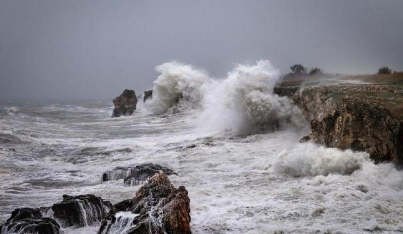 Weather warning for Donegal with heavy rain expected as Storm Darragh looms