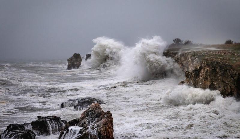 Rain and wind weather warnings for Donegal as 2024 draws to a close