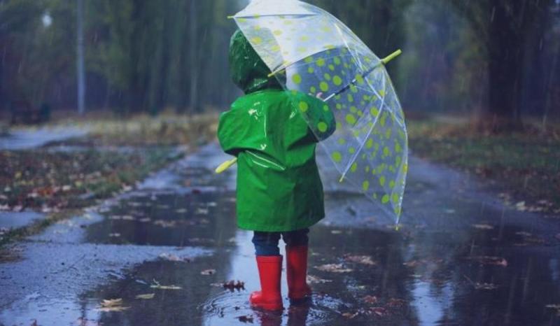 Wet and windy this morning in Donegal with strong winds expected