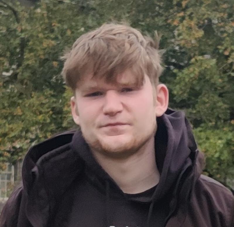 Gardaí concerned for wellbeing of missing 18-year-old 