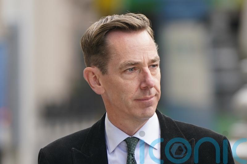 Ryan Tubridy and RTE in &lsquo;dispute&rsquo; over contract, director general says