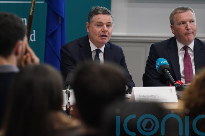 No mini-budget planned as Harris to become Taoiseach – Donohoe and McGrath